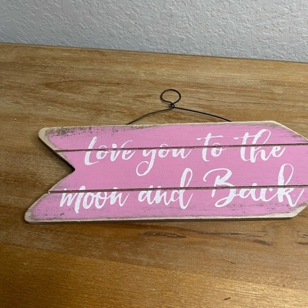 Valentine’s Day Bundle of 3 Rustic love signs Wall decor - Picture 4 of 7